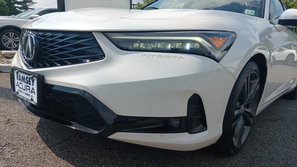 Used 2023 Acura Integra A-Spec FWD image 9