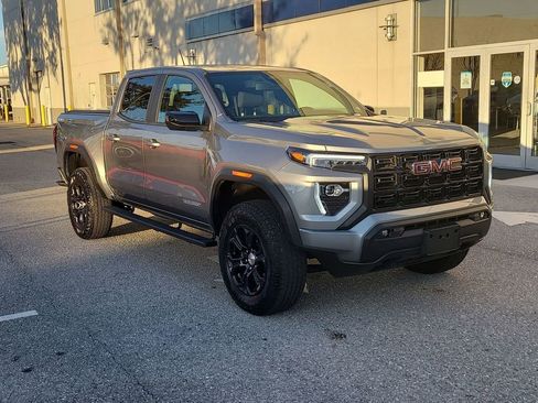 Used 2024 GMC Canyon Elevation w/ Convenience Package image 9