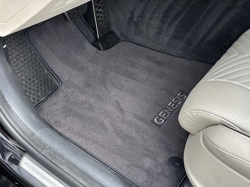 Certified 2023 Genesis G80 3.5T Sport image 18