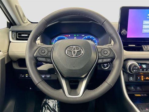 Used 2024 Toyota RAV4 Limited w/ Advanced Technology Package image 18