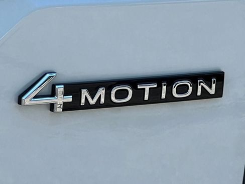 New 2026 Volkswagen Atlas SE AWD/4WD image 12