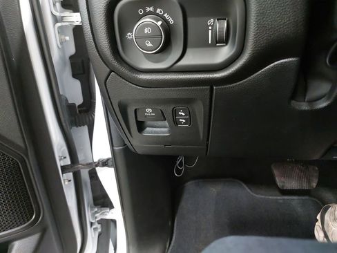 Used 2023 RAM 1500 Big Horn image 33