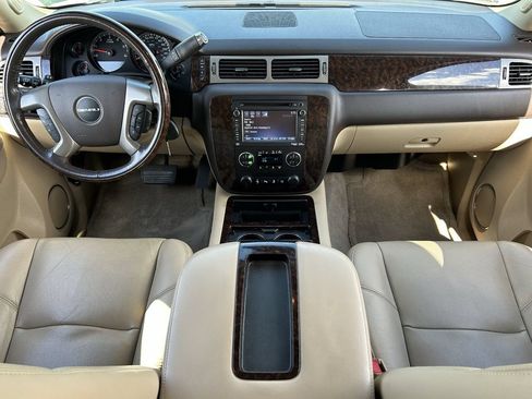 Used 2014 GMC Yukon Denali AWD/4WD image 15
