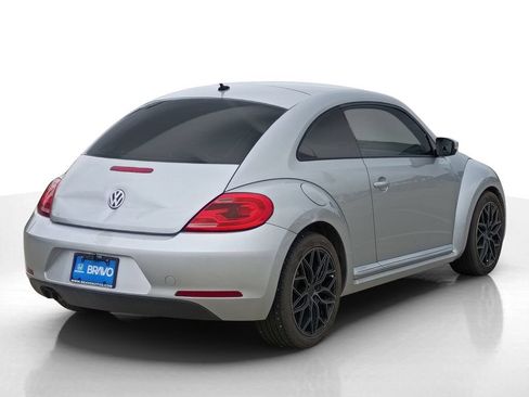Used 2013 Volkswagen Beetle 2.5 FWD image 6