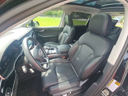 Used 2023 Audi Q7 3.0T Prestige AWD/4WD image 10