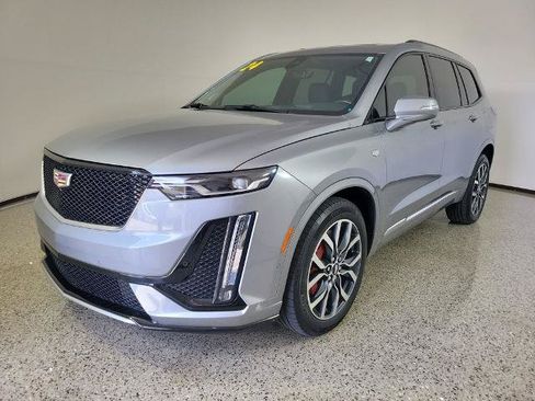 Used 2024 Cadillac XT6 Sport w/ Technology Package AWD/4WD image 2