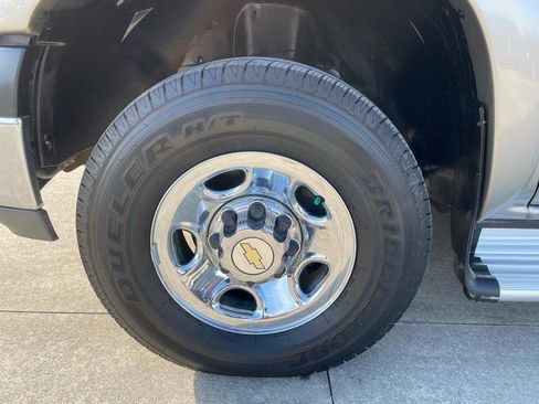 Used 2000 Chevrolet Silverado 2500 LS image 18