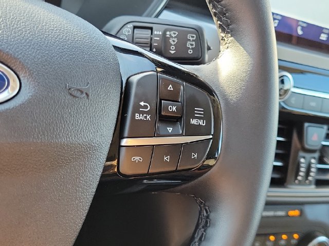 Certified 2023 Ford Escape Active AWD/4WD image 16