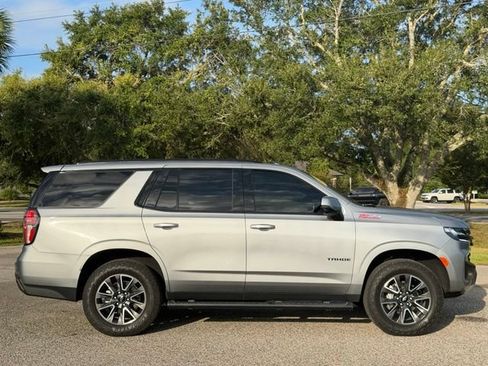 Used 2024 Chevrolet Tahoe Z71 w/ Luxury Package AWD/4WD image 7