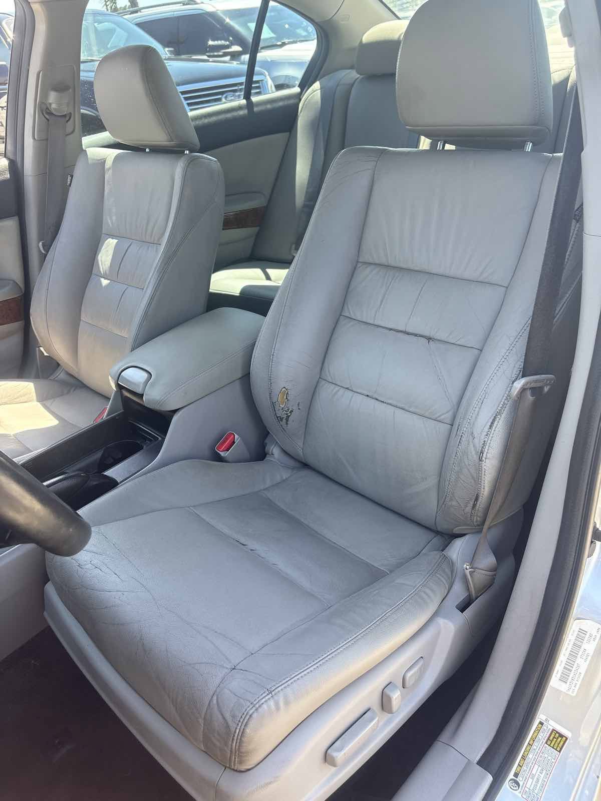 Used 2012 Honda Accord EX-L image 8