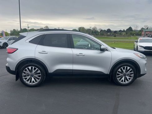 Used 2020 Ford Escape Titanium w/ Titanium Premium Package 2.0 AWD/4WD image 8