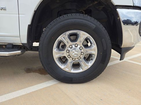 Certified 2024 RAM 2500 Big Horn AWD/4WD image 26