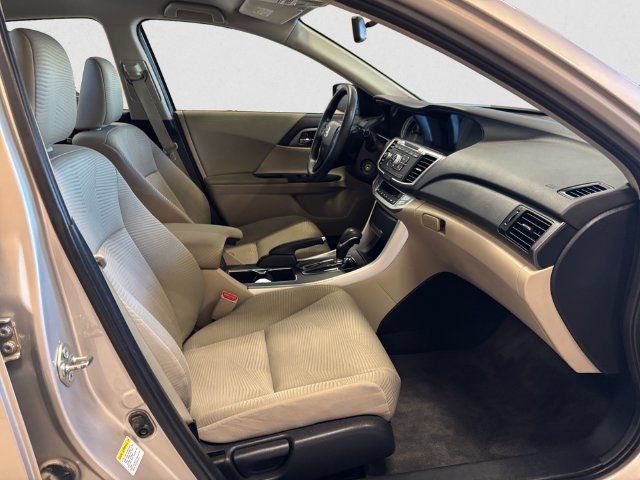Used 2015 Honda Accord LX image 16
