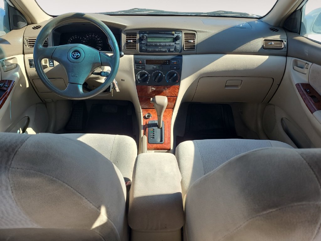 Used 2005 Toyota Corolla LE FWD image 10