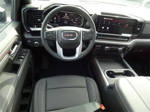 New 2026 GMC Sierra 2500 SLT w/ SLT Premium Package image 17