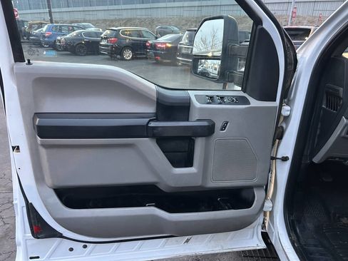 Used 2017 Ford F250 XL w/ Power Equipment Group image 17