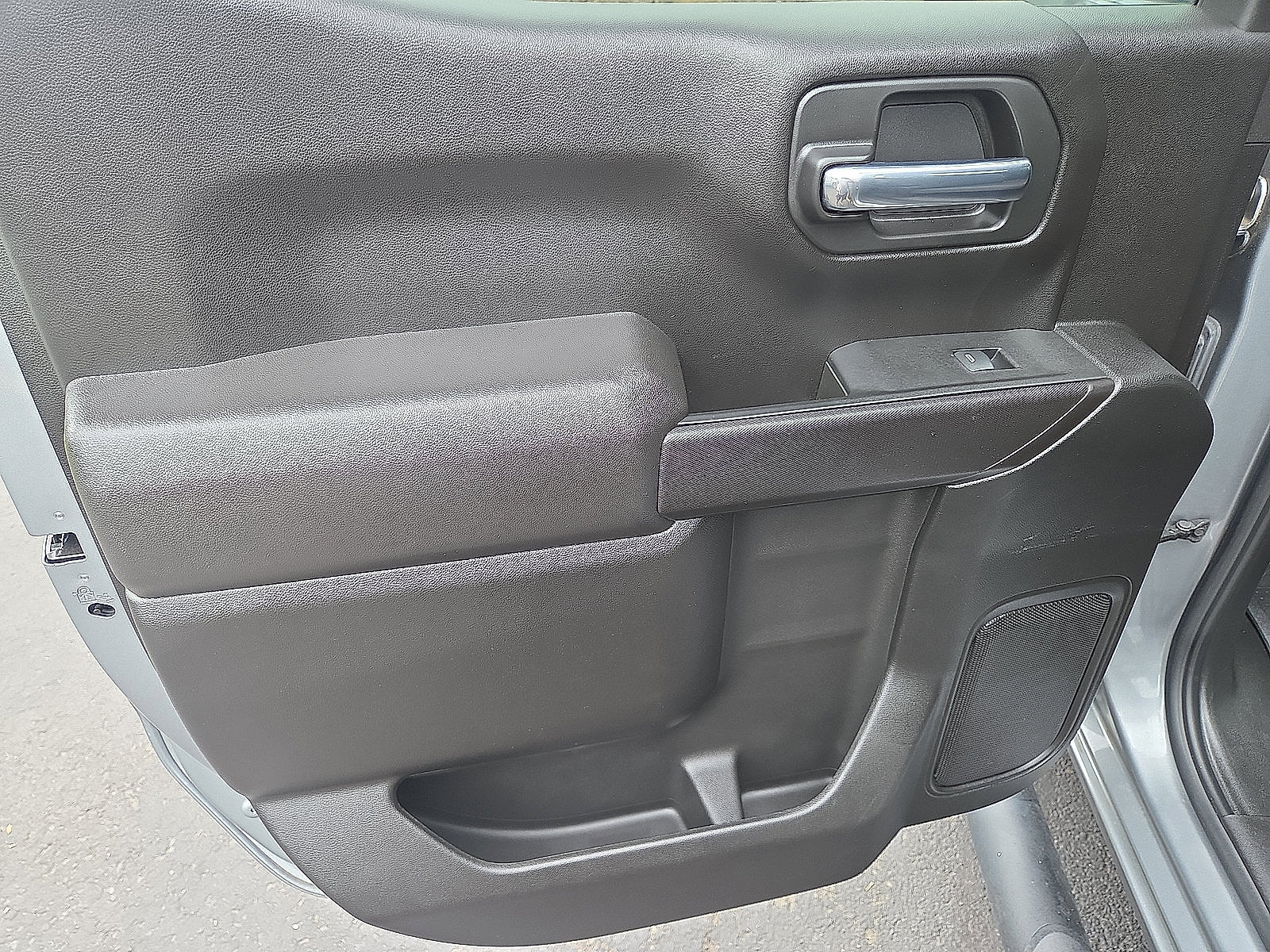 Used 2024 Chevrolet Silverado 1500 Custom AWD/4WD image 21