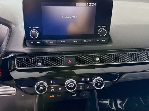 Used 2023 Honda Civic Sport image 18
