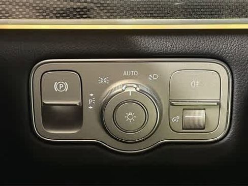 Used 2023 Mercedes-Benz GLE 350 4MATIC image 15