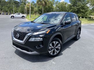 Used 2023 Nissan Rogue SV image 1