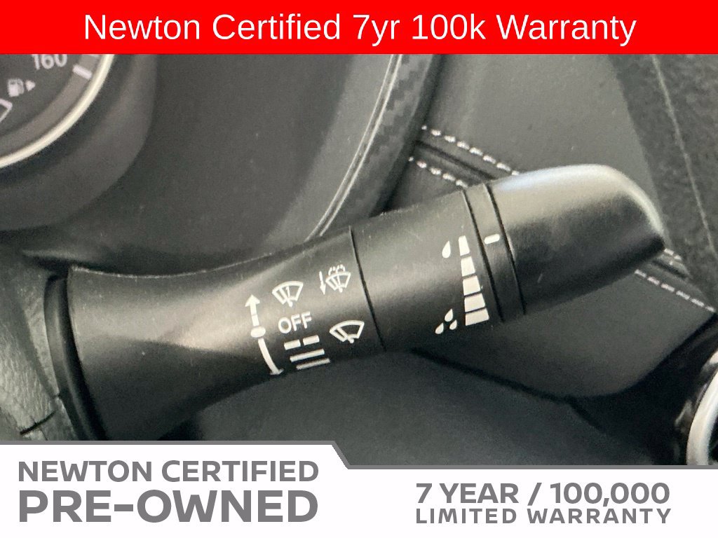 Used 2025 Nissan Sentra SV FWD image 29