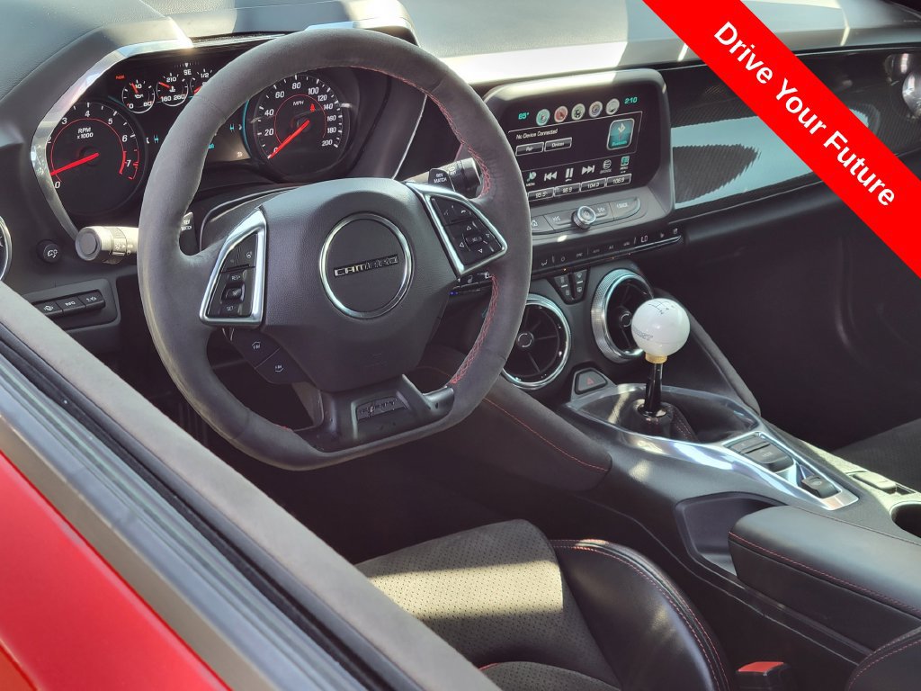 Used 2017 Chevrolet Camaro ZL1 RWD image 5