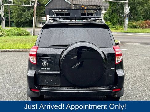 Used 2012 Toyota RAV4 4WD w/ Value Pkg image 6