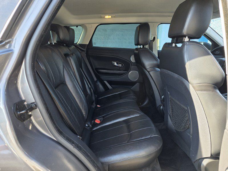Used 2019 Land Rover Range Rover Evoque SE AWD/4WD image 20