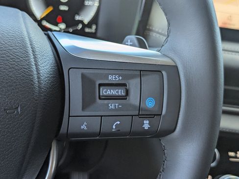 Used 2024 INFINITI QX60 Luxe w/ Vision Package image 30