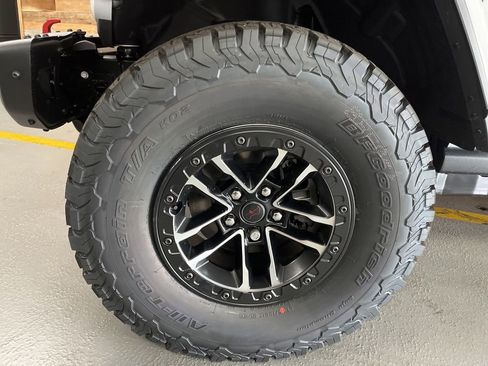 New 2026 Jeep Wrangler Unlimited Rubicon AWD/4WD image 6