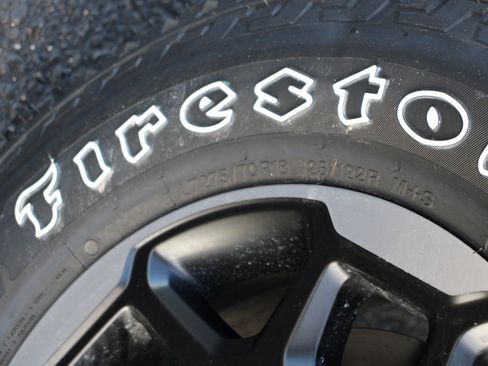 New 2025 RAM 2500 Laramie image 37