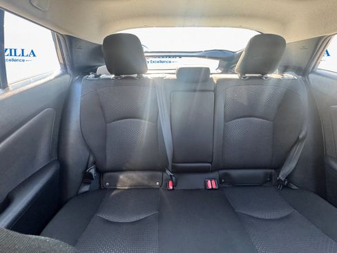 Used 2020 Toyota Prius LE w/ Carpet Mat Package AWD/4WD image 12
