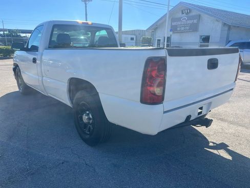 Used 2005 Chevrolet Silverado 1500 W/T image 5
