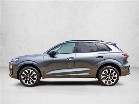 New 2026 Audi Q3 quattro 2.0T AWD/4WD image 8