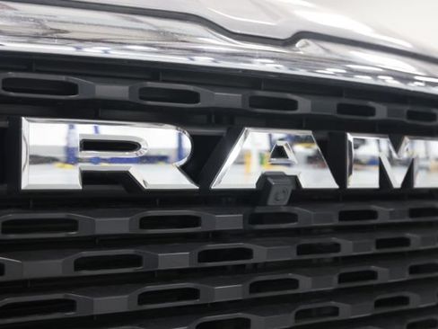 Used 2026 RAM 1500 Big Horn AWD/4WD image 4