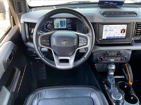 Certified 2021 Ford Bronco Badlands image 4