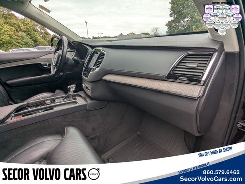Certified 2022 Volvo XC90 T6 Inscription w/ Climate Package image 25