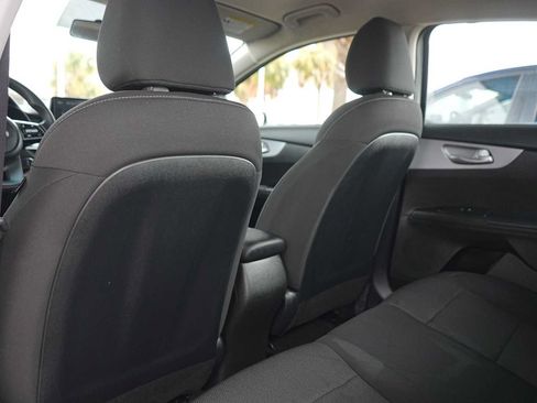 Used 2024 Kia Forte LXS FWD image 13