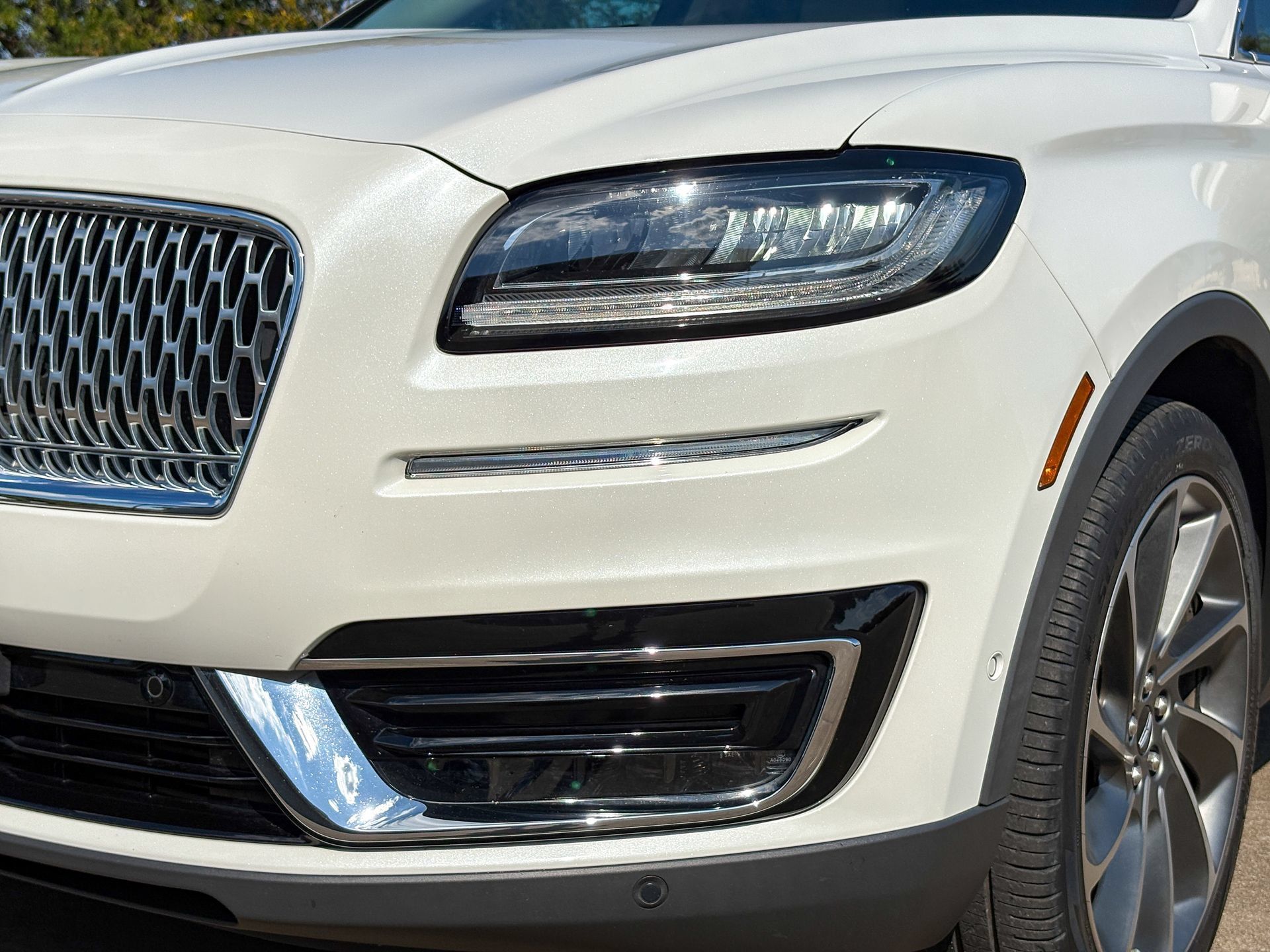Used 2020 Lincoln Nautilus Reserve w/ Equipment Group 201A FWD image 6