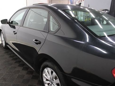 Used 2015 Volkswagen Passat 1.8T Wolfsburg Edition image 9