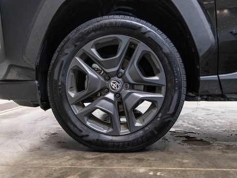 Certified 2024 Toyota RAV4 Adventure AWD/4WD image 11