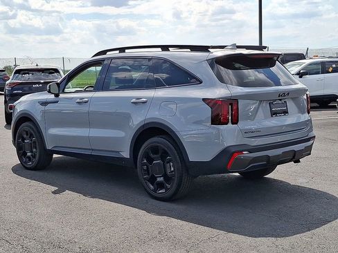 Used 2025 Kia Sorento X-Line EX AWD/4WD image 4