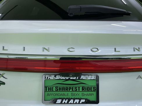 Used 2016 Lincoln MKX Reserve AWD/4WD image 13