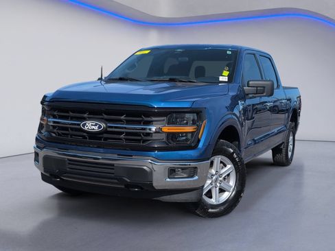 Used 2025 Ford F150 XLT w/ Equipment Group 301A Standard AWD/4WD image 2