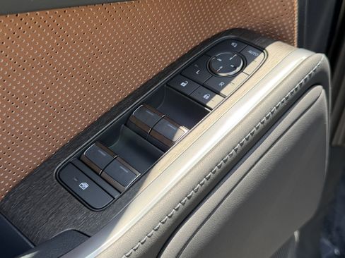 New 2026 Lexus GX 550 AWD/4WD image 17