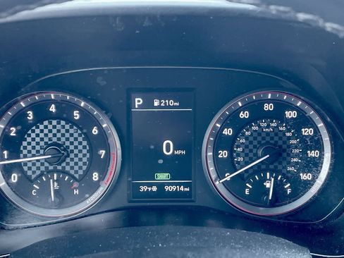 Used 2019 Hyundai Veloster 2.0 Premium image 26