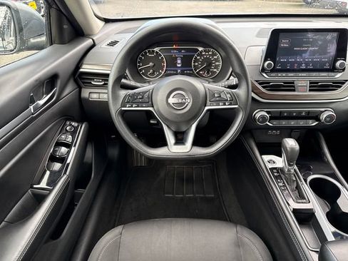 Used 2023 Nissan Altima 2.5 SV image 55