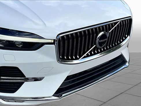 Used 2023 Volvo XC60 B5 Plus w/ Climate Package AWD/4WD image 31