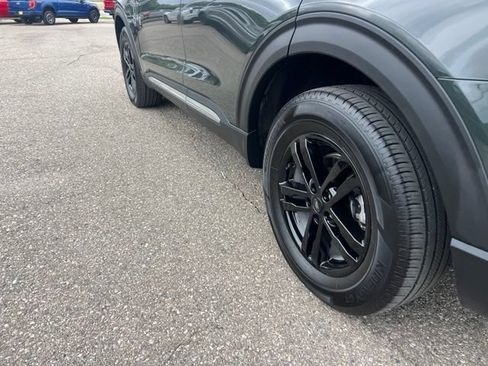 Certified 2024 Ford Explorer XLT w/ Equipment Group 202A AWD/4WD image 26