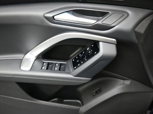 Certified 2025 Audi Q5 Premium Plus w/ Premium Plus image 22